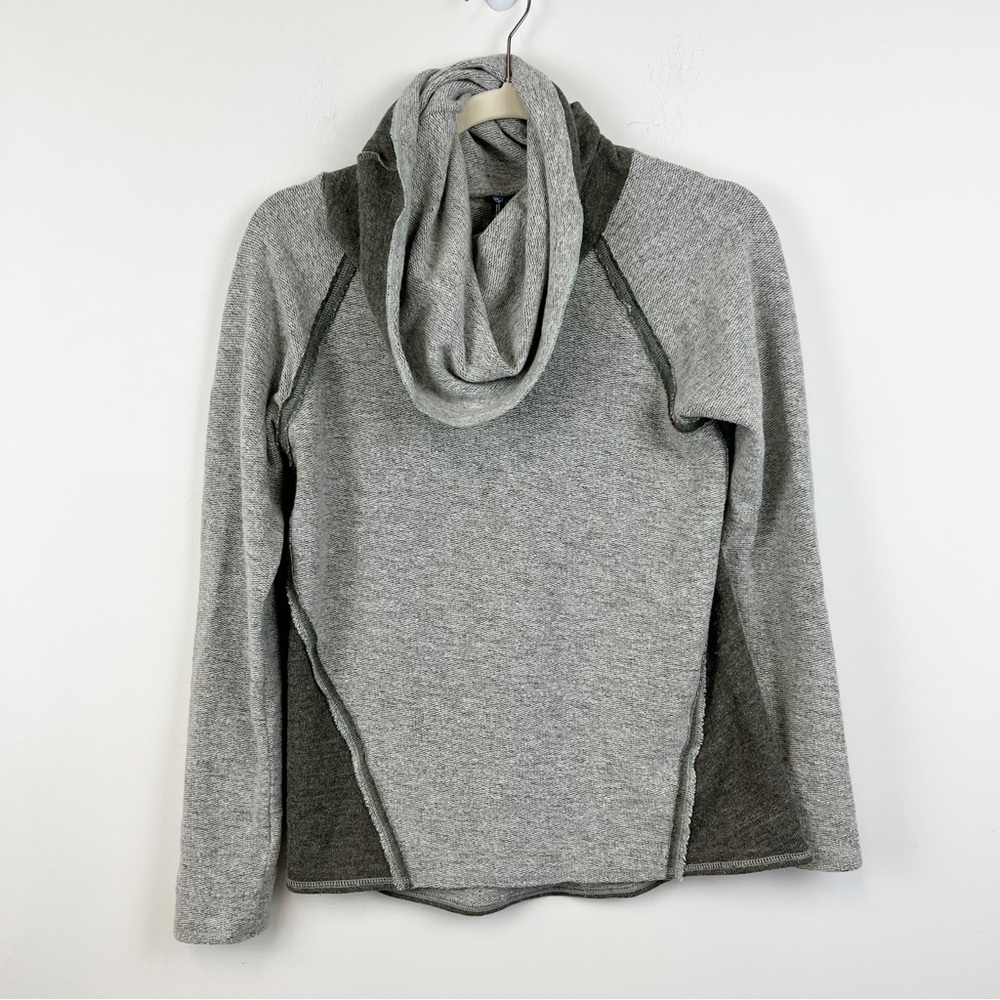 Kuhl Nova‎ Pullover Sweater Gray Sage Cowl Neck Raw Edge Seams Size Small